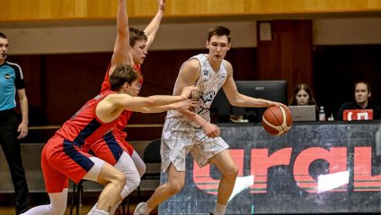 «Тамбов» и «Челбаскет» уходят в отрыв