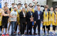 Бронзовые «Русичи»