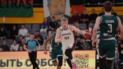 «Уралмаш» разгромил «Руну» и вернулся на первую строчку