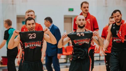 Суперлига 2: кто вмешается в спор «Чебоксарских Ястребов» и «Тамбова»?