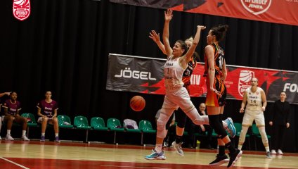 УГМК разгромил "НИКУ-Лузалес"