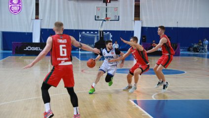 «Университет-Югра» начал с победы