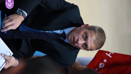 «Университет-Югра» начал с победы