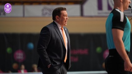 Первый матч в Вологде —  в пользу «Энергии»