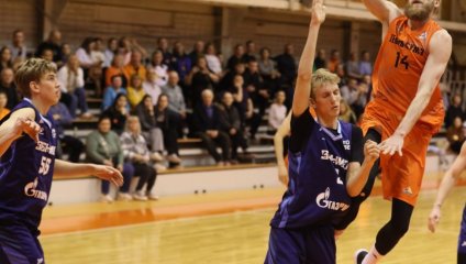 «Темп-СУМЗ» упускает победу в концовке матча