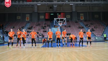 «Надежда» уступила УГМК на домашнем паркете