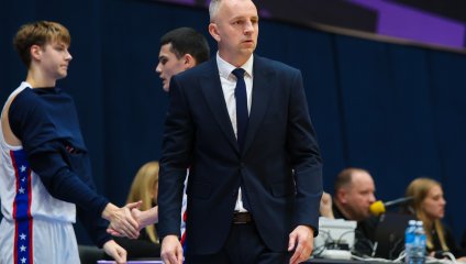 «Металлург» одержал первую победу в сезоне