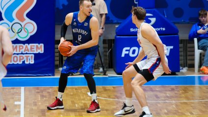 «Металлург» одержал первую победу в сезоне