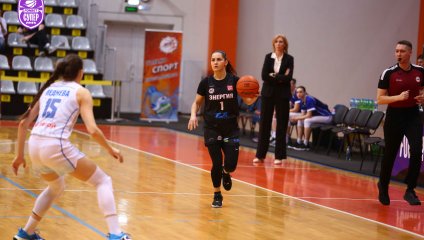 «Энергия» поднимается в тройку лидеров