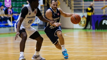 "Новосибирск" проиграл одному из лидеров чемпионата