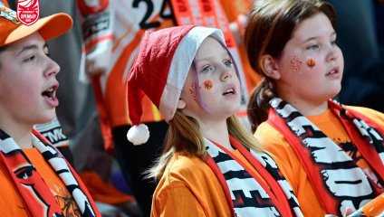 УГМК ярко начал год с разгромной победы