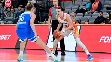 УГМК ярко начал год с разгромной победы