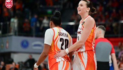 УГМК ярко начал год с разгромной победы