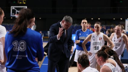 «Енисей» разгромно уступил «Спарте энд К»