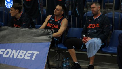 «Десна» побеждает и выходит на первое место