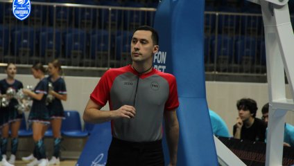 «Десна» побеждает и выходит на первое место