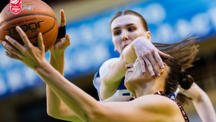 "Спарта энд К" побеждает в Новосибирске