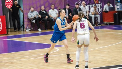 "НИКА-Лузалес" дома справилась с "Енисеем"