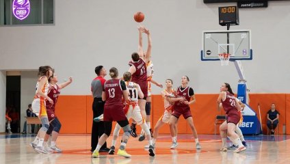 «Лисицы» взяли верх над «Спартаком» в Верхней Пышме 