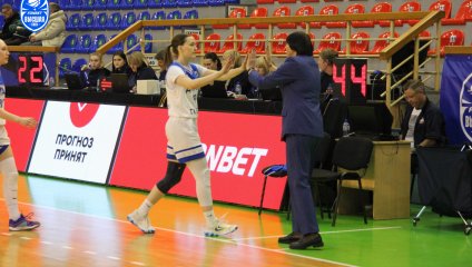 «Динамо-2» побеждает в сибирском дерби