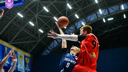 «Зенит»-2 сравнивает счет в полуфинальной серии