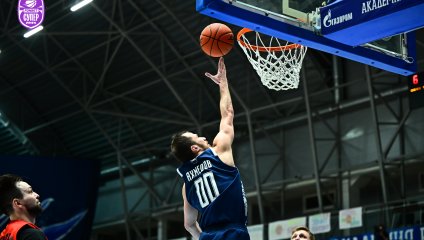 «Зенит»-2 сравнивает счет в полуфинальной серии