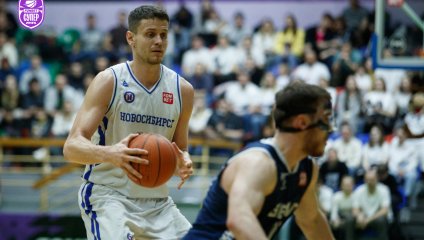 "Новосибирск" уступает дома