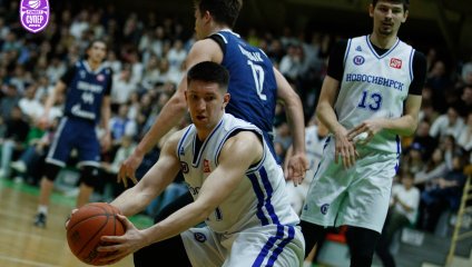 "Новосибирск" уступает дома