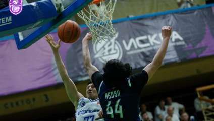 "Новосибирск" уступает дома