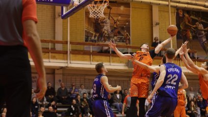 «Темп-СУМЗ» уверенно обыграл «Югру»