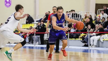 "Тамбов" в напряженном матче уступает дома