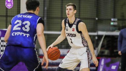 "Тамбов" в напряженном матче уступает дома