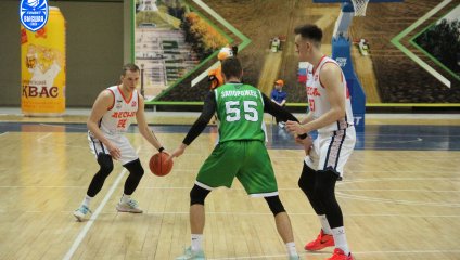 «Десна» уверенно забирает первый матч с «Динамо-МГТУ»