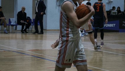 «Чебоксарские Ястребы» упустили победу в матче с «Десной»