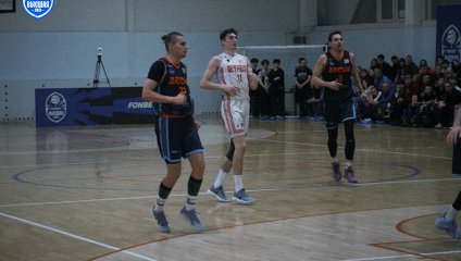 «Чебоксарские Ястребы» упустили победу в матче с «Десной»