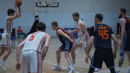 «Чебоксарские Ястребы» упустили победу в матче с «Десной»