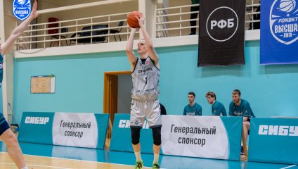 «Нефтехимик» снова терпит разгромное поражение