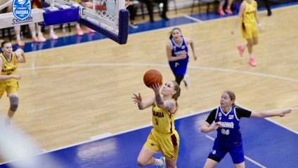 «Надежда-2» уступила в первой встрече «Енисею-2»