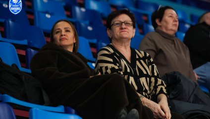 «Металлург» разгромил «Надежду-2»