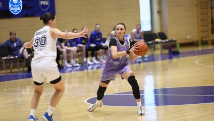 «Енисей-2» обыграл лидера чемпионата