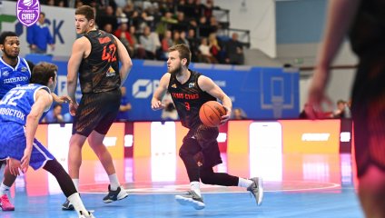 Приморское «Динамо» в драматичной концовке одолело «Темп-СУМЗ»