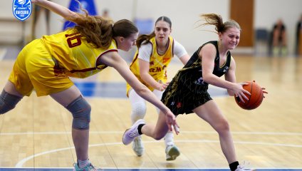 «Надежда-2» терпит поражение от «Платова-РГЭУ»