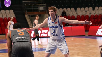 Грозненскому «Динамо» не удалось обыграть лидера чемпионата