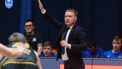 «Русичи» начали полуфинал с победы