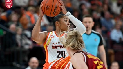 УГМК установил рекорд Fonbet Премьер-лиги — 10 345 зрителей!