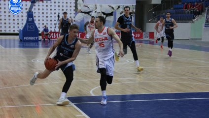 «Десна» забирает первый матч с «Динамо-2»