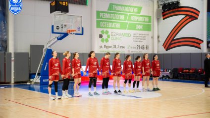 «Нефтяник-Титан-2» обыгрывает лидера