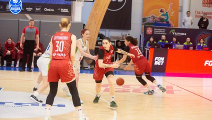 «Нефтяник-Титан-2» обыгрывает лидера