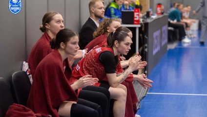 «Нефтяник-Титан-2» обыгрывает лидера