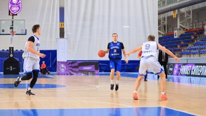 «Югра» убедительно обыграла «Металлург»